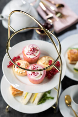 Cake Domes & Stands