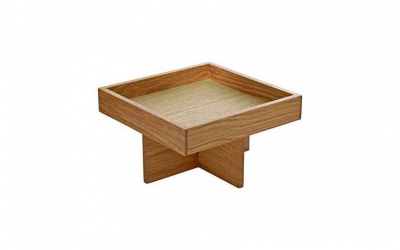 Ananti Menage Oak Square Box 18cm on 8cm Stand