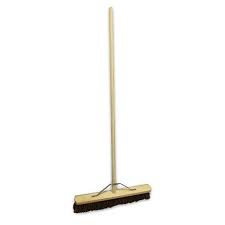 Bassine Broom Stiff 18" Complete